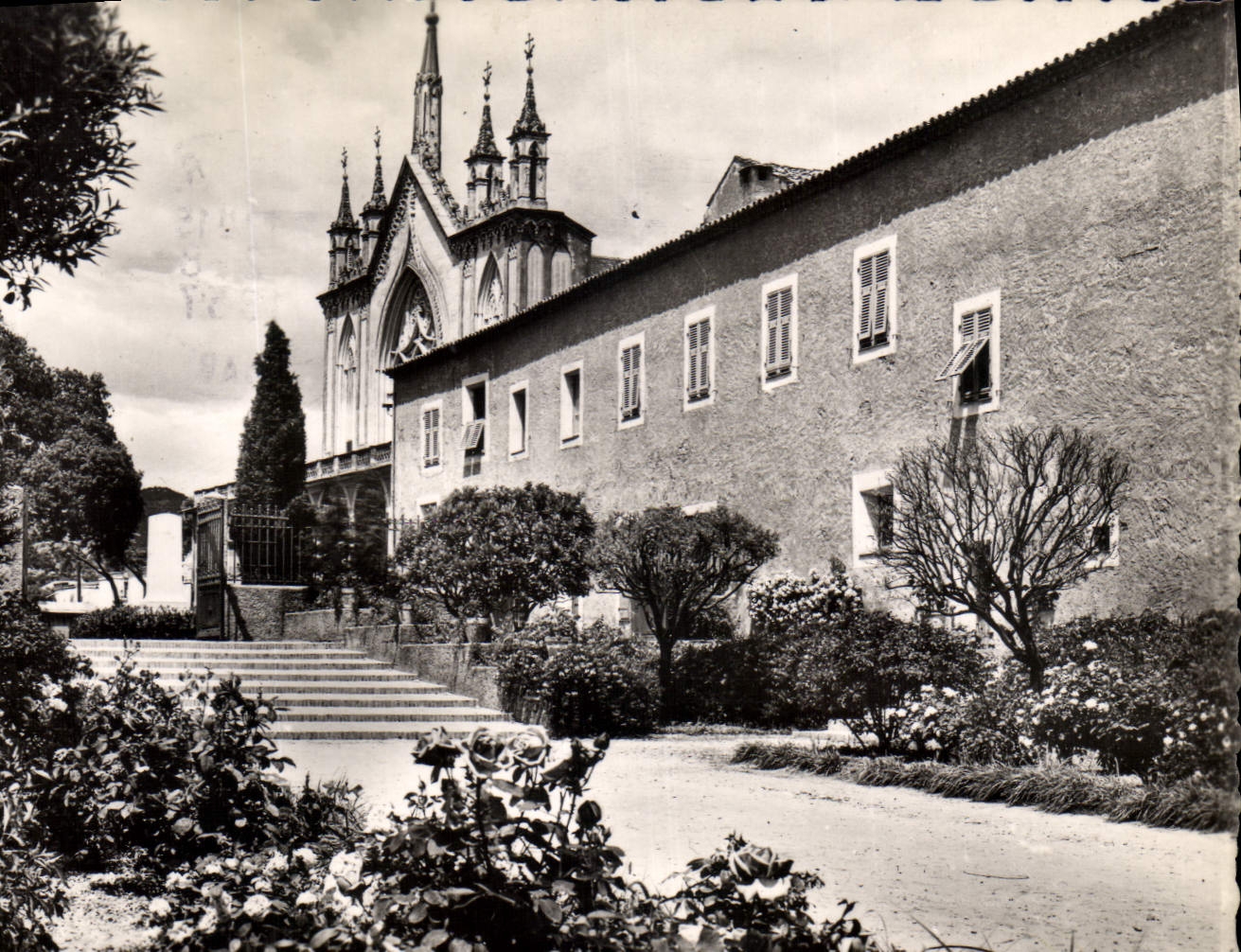 CPA La Cote d'Azur Nice les Jardins et Monastere de Cimiez 