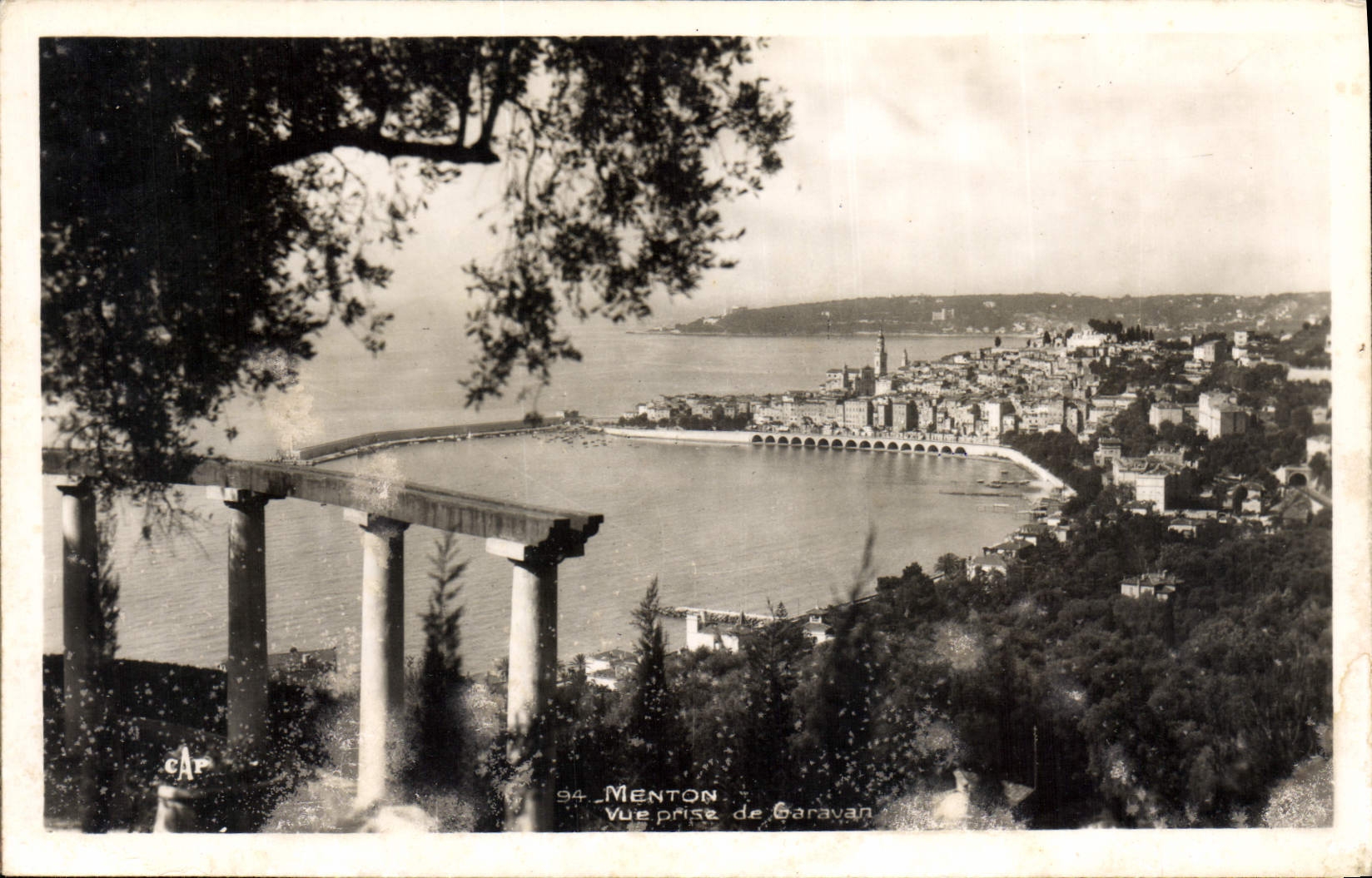 CPA Menton vue prise de Garavan 