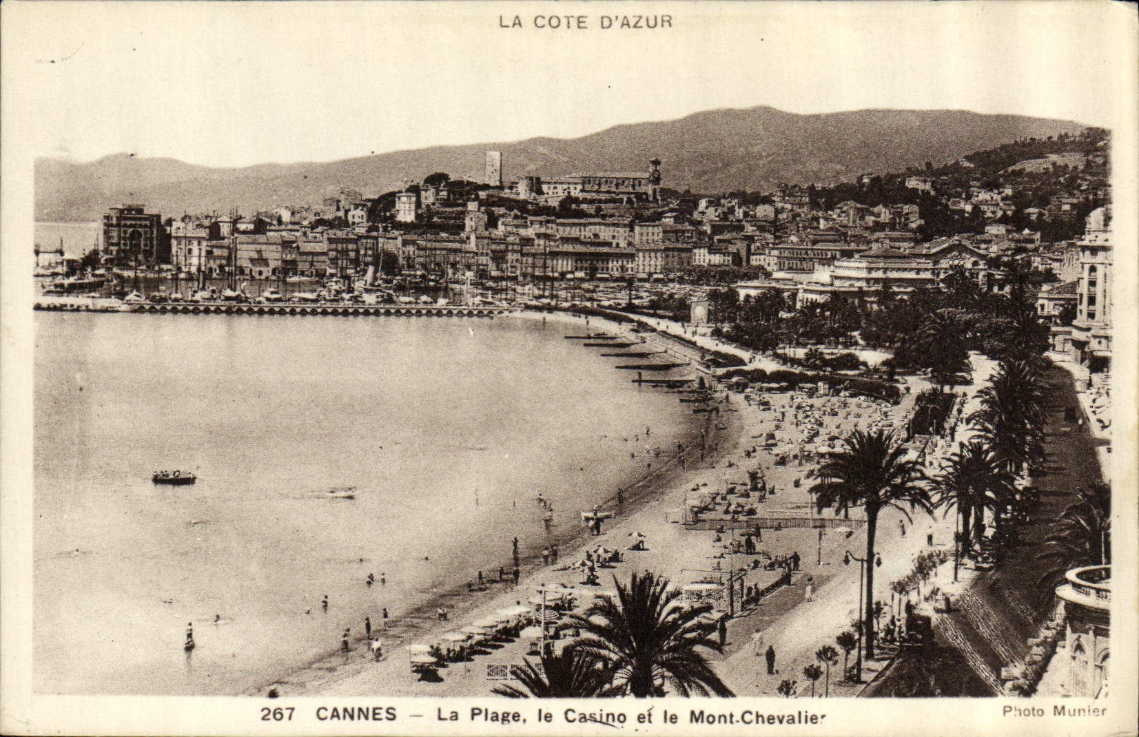 CPA La Cote d'Azur Cannes la Plage le Casino et le Mont Chevalie 