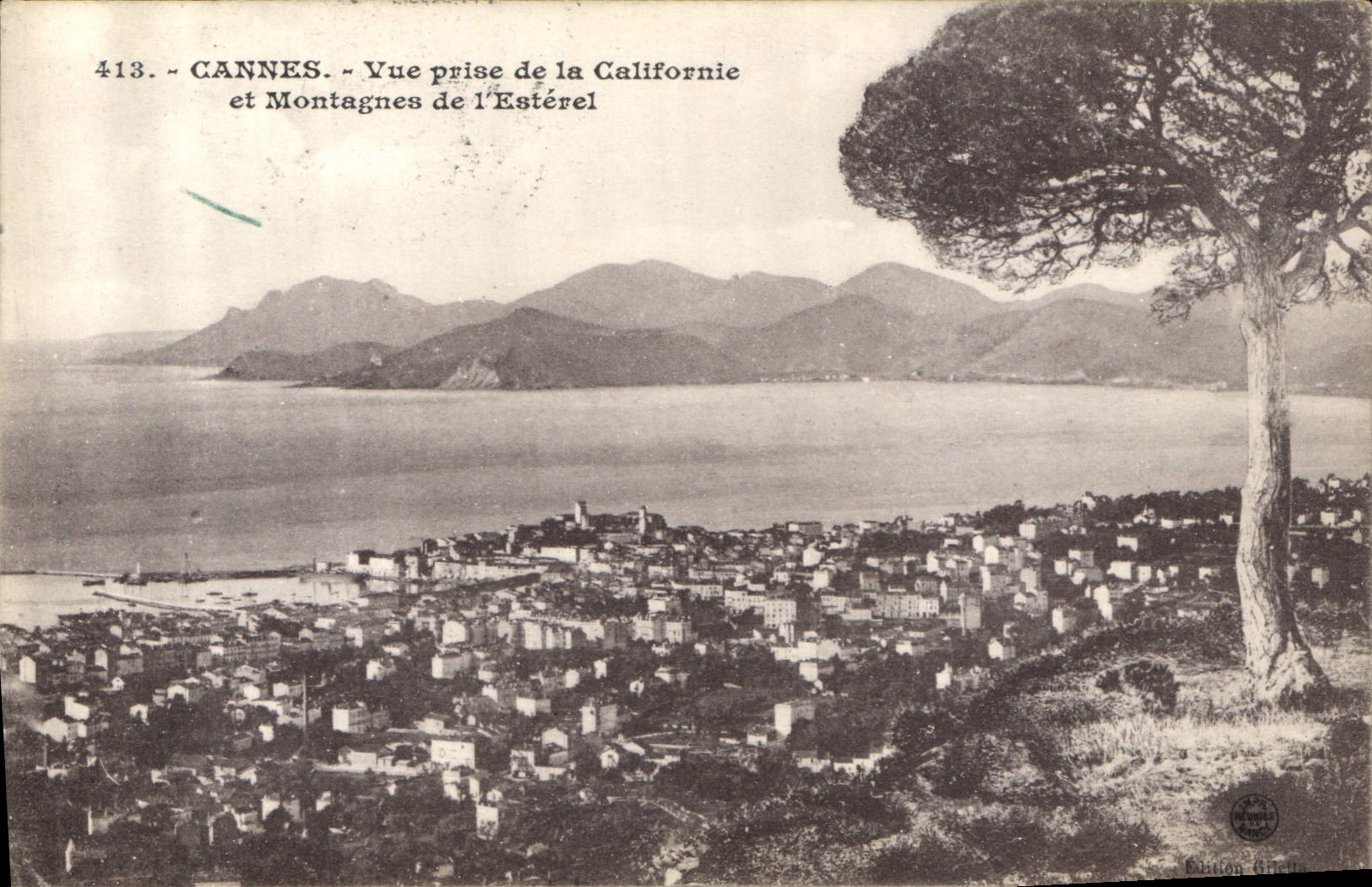 CPA Cannes vue prise de la Californie et Montagnes de l'Esterel