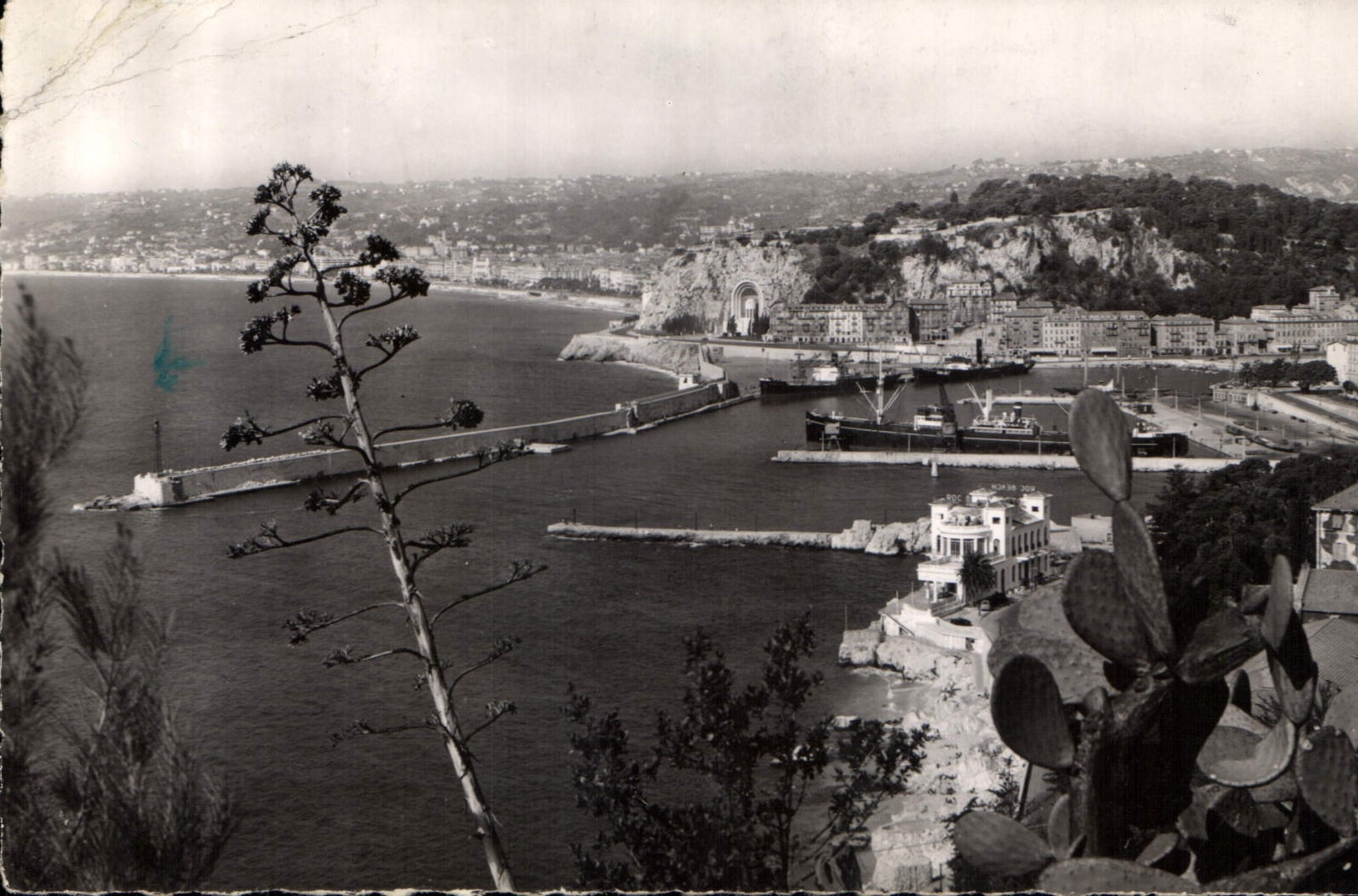 CPA Nice vue generale prise du Mont Boron 