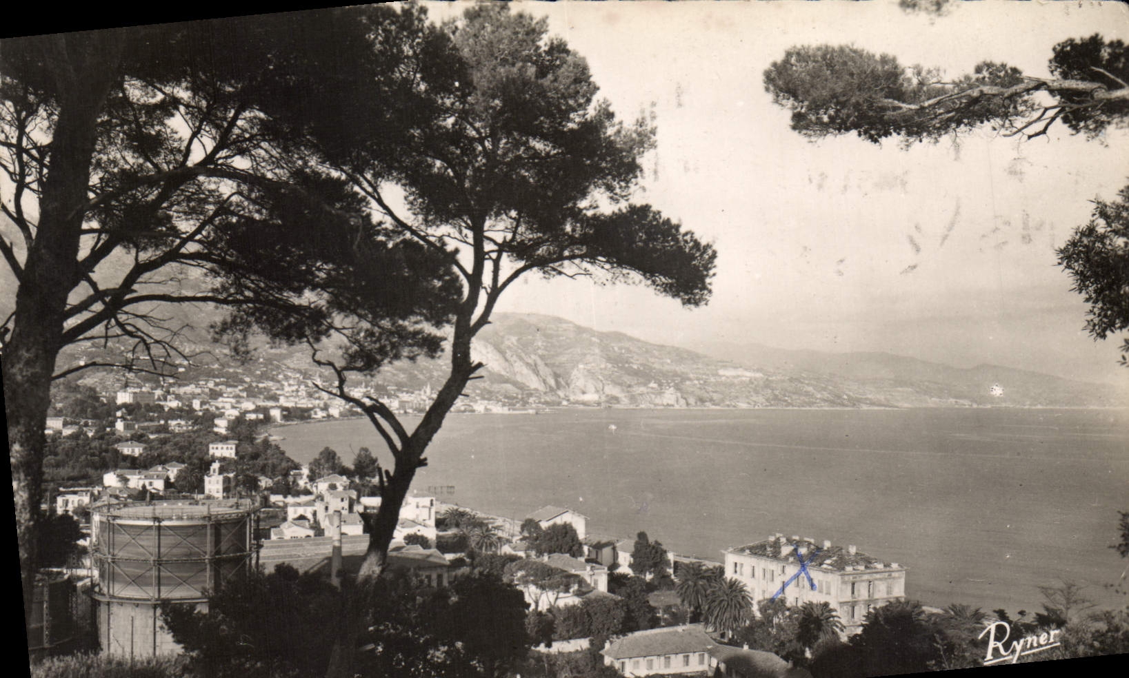 CPA Les Bords de la Riviere Menton Vue panoramique prise du Cap Martin