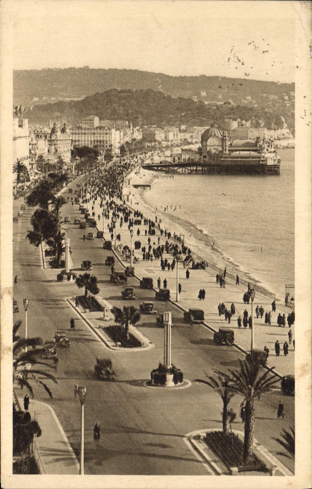 CPA Cote d'Azur Nice Vue d'Ensemble de la Promenade 