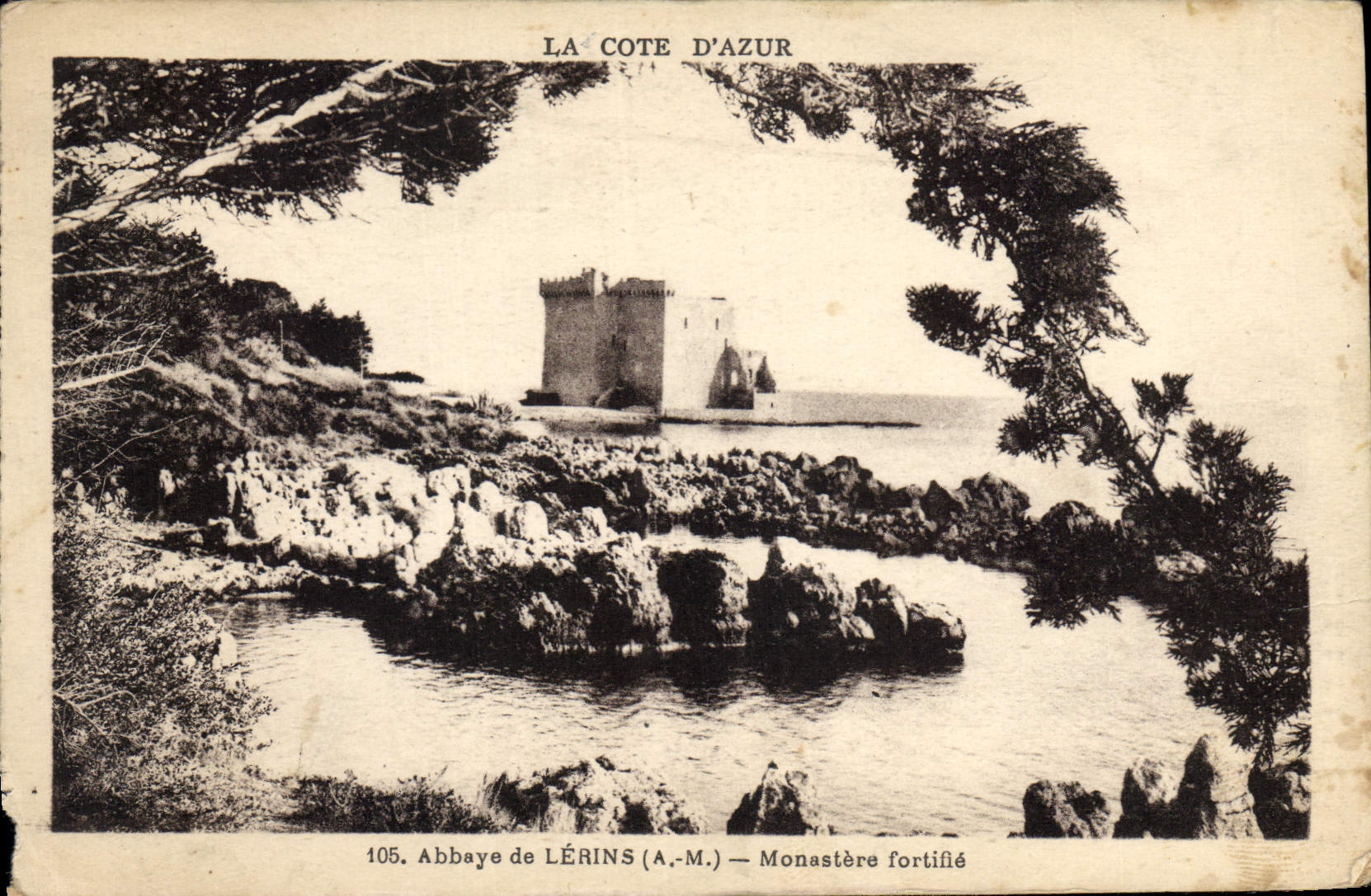 CPA Abbaye de Lerins A M Monastere fortifie