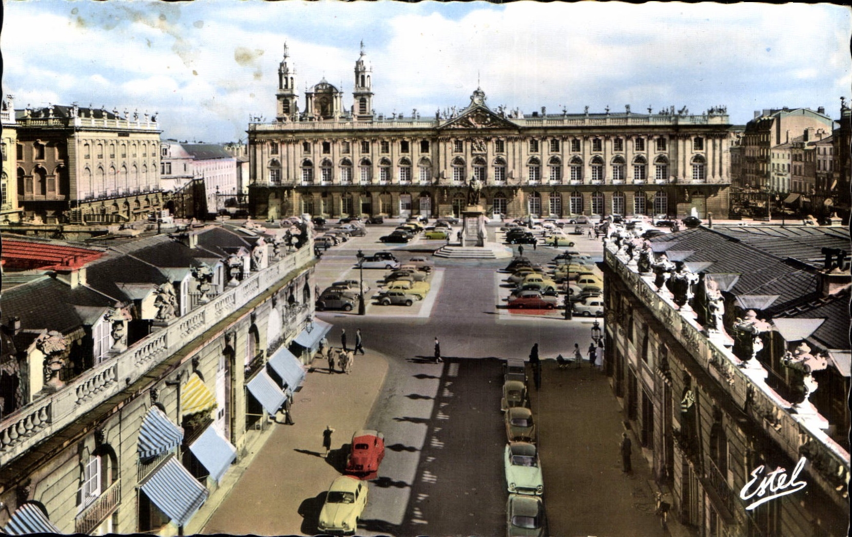 CPA Nancy Hotel de Ville et Statue de Stanislas
