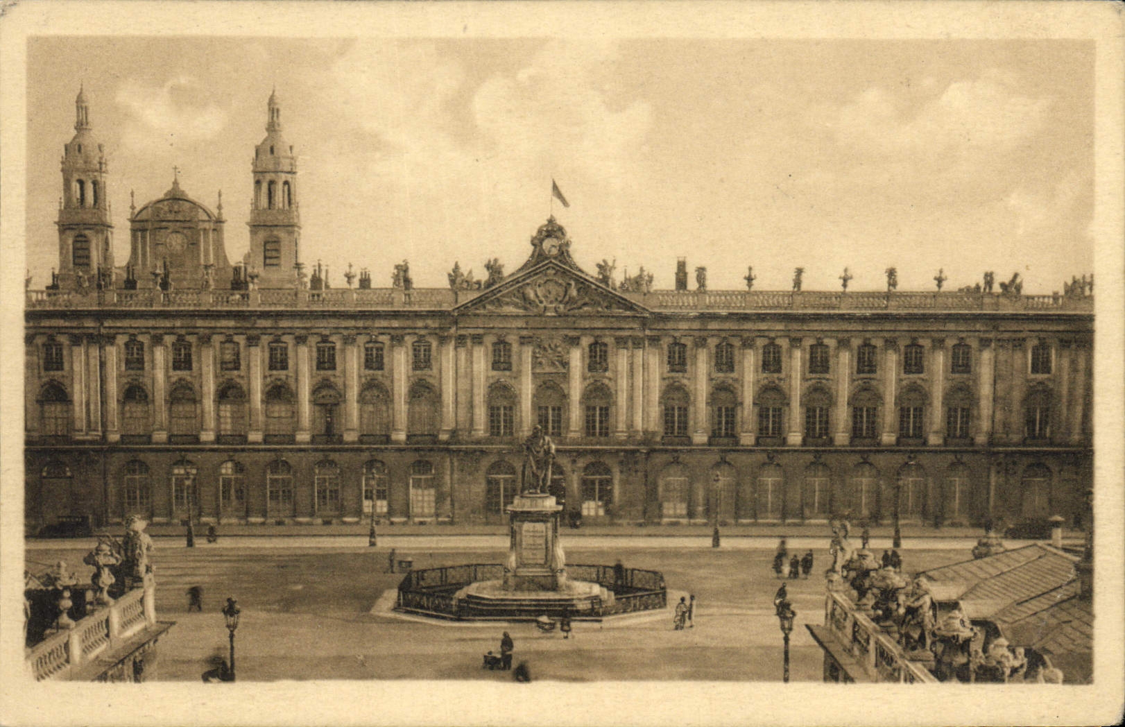 CPA Nancy Artistique Place Stanislas L'Hotel de Ville 