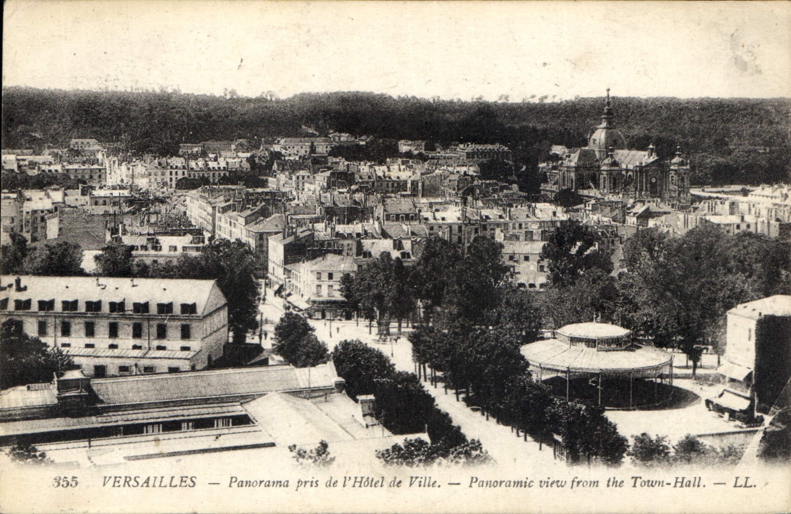 CPA Versailles Panorama pris de l'Hotel de Ville 