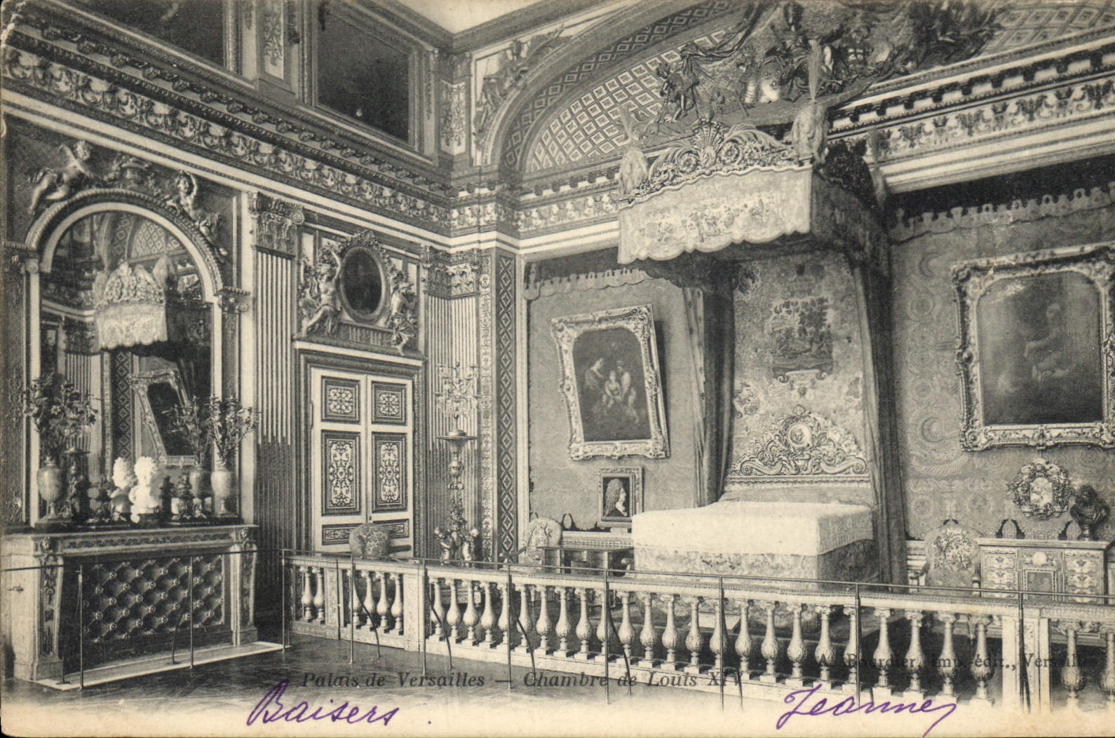 CPA Palais de Versailles Chambre de Louis XIV 