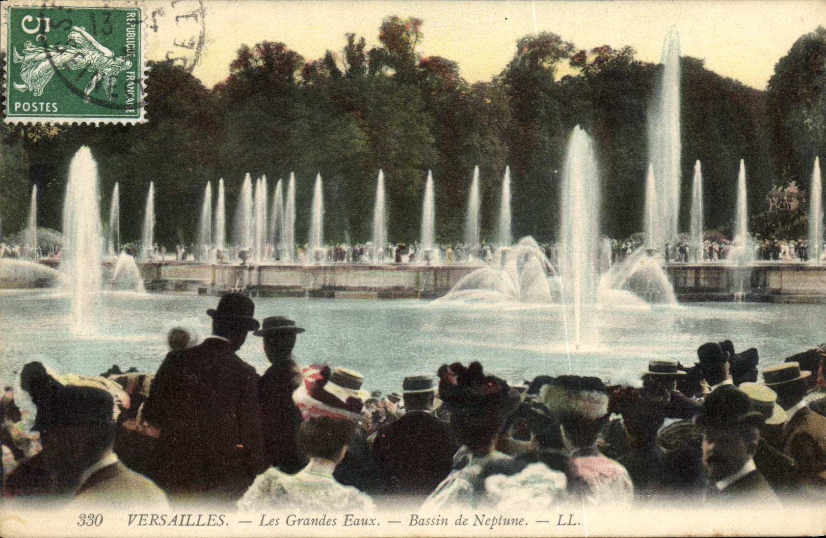 CPA Versailles Les Grandes Eaux Bassin de Neptune 