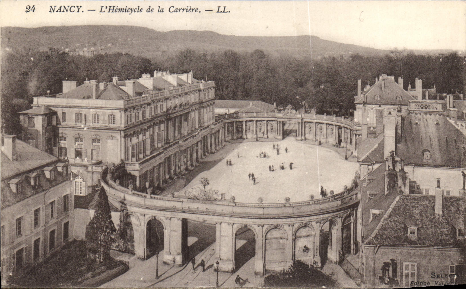 CPA Nancy L'Hemicycle de la Carriere 