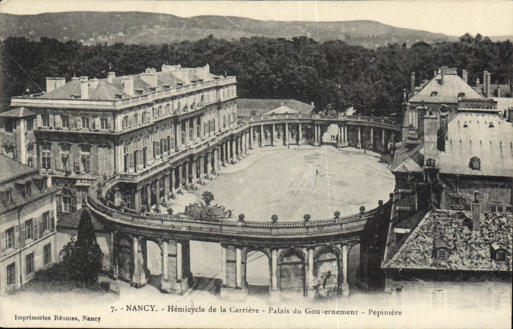 CPA Nancy Hemicycle de la Carriere Palais du Gouvernement Pepiniere 