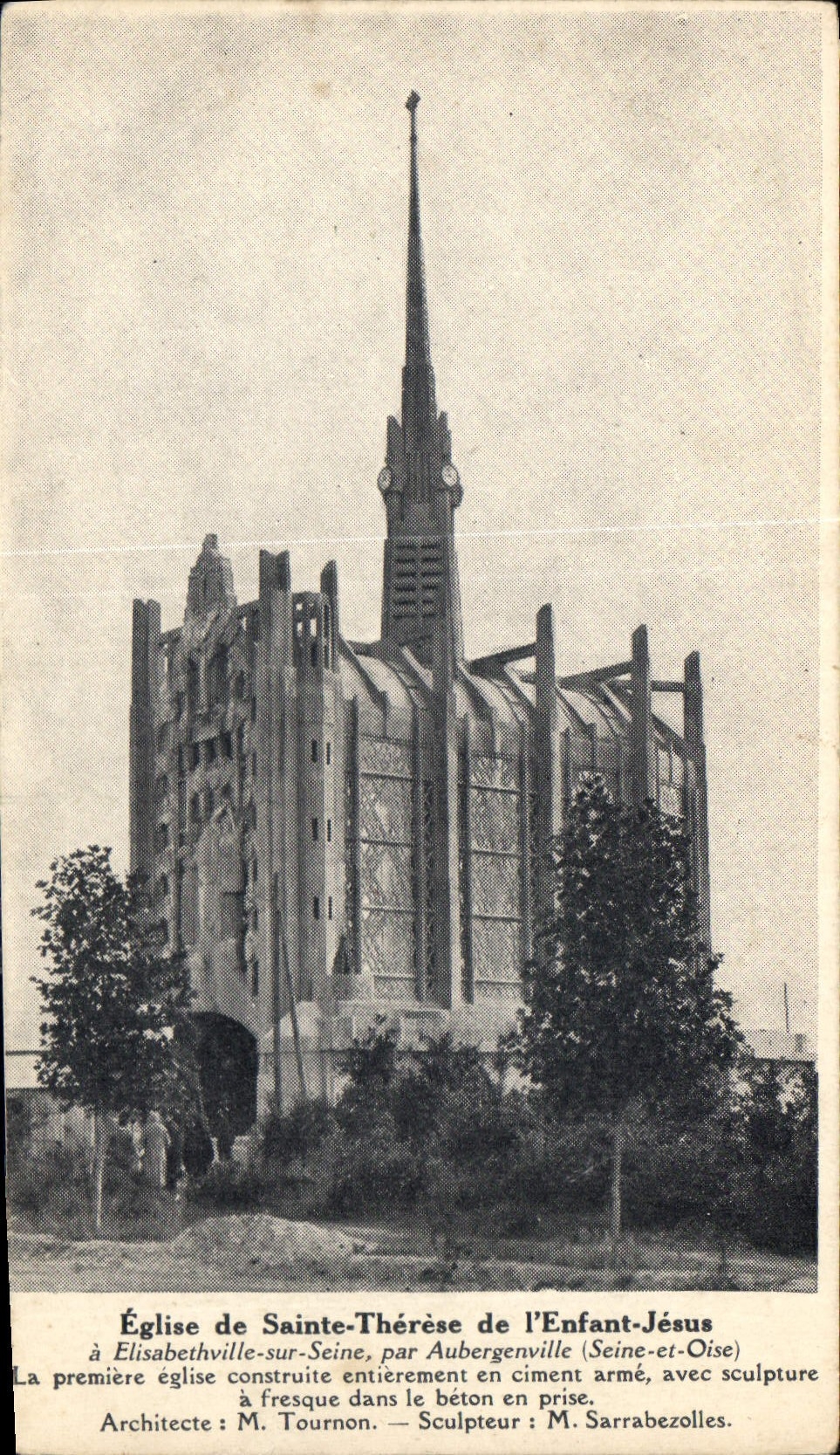 CPA Eglise de Sainte Therese de l'Enfant Jesus