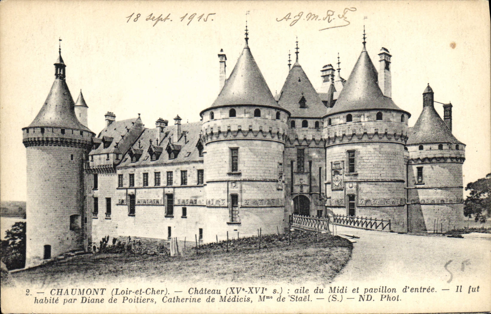 CPA Chaumont Loir et Cher Chateau XV XVI aile du Midi et pavillon d'entree habite par Diane de Poiti