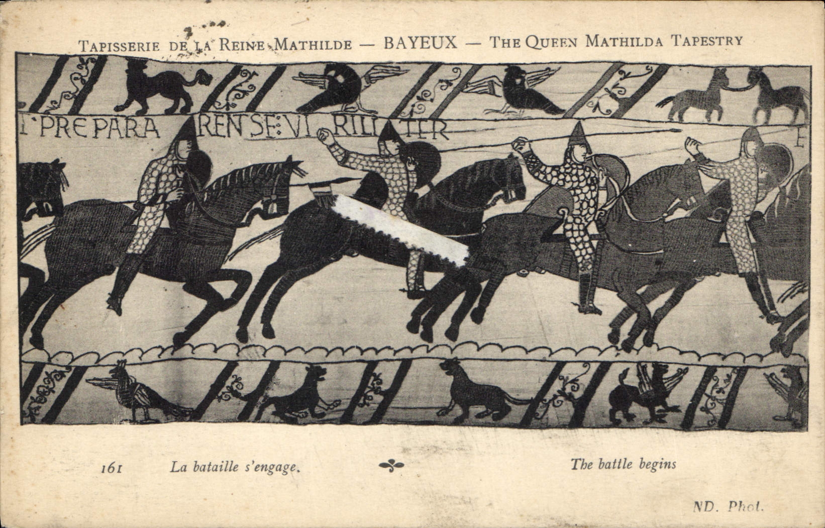CPA Tapiserrie de la Reine Mathilde Bayeux la bataille s'engage