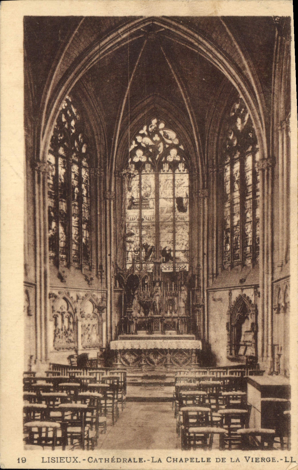 CPA Lisieux Cathedrale la Chapelle de la Vierge