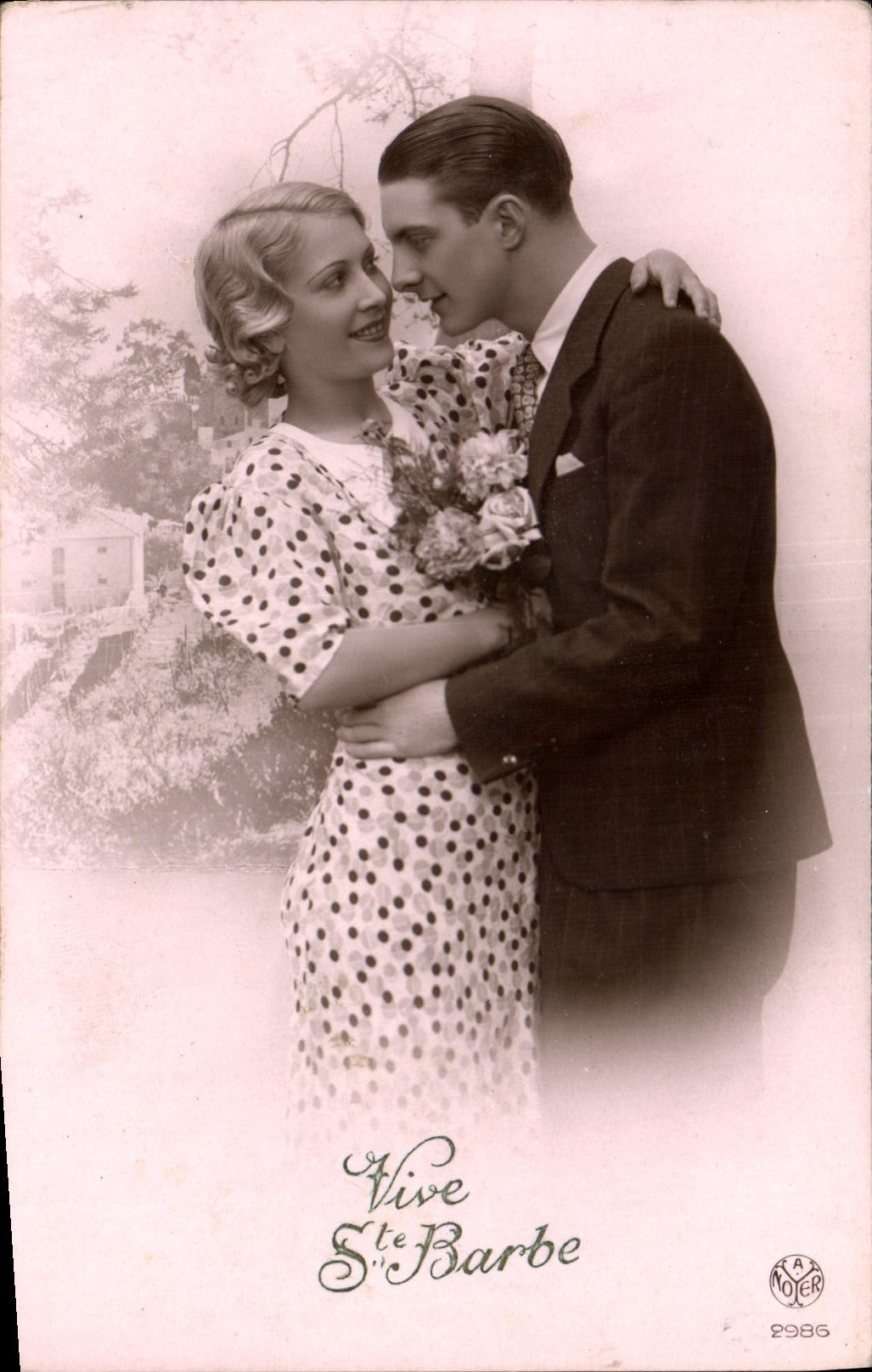 CPA Vive Ste Barbe Femme