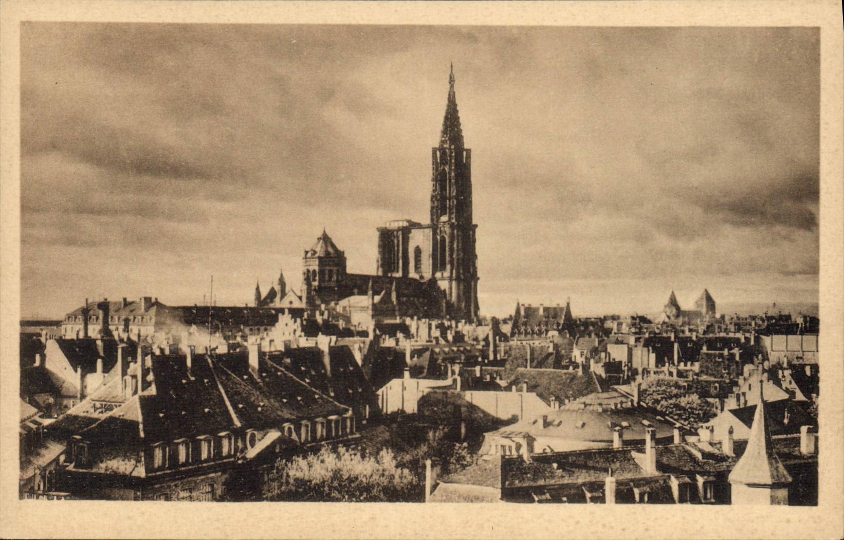 CPA Strasbourg Vue generale 