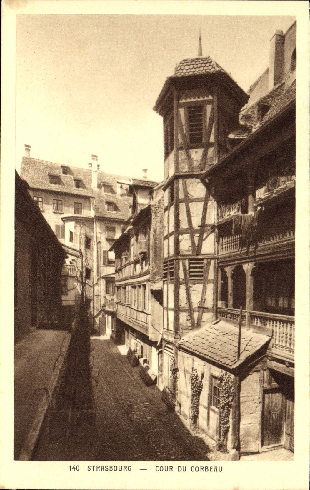 CPA Strasbourg Cour du Corbeau 