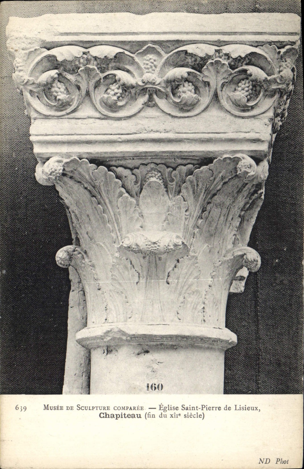 CPA Musee de Sculpture Comparee Eglise Saint Pierre de Lisieux Chapiteau 