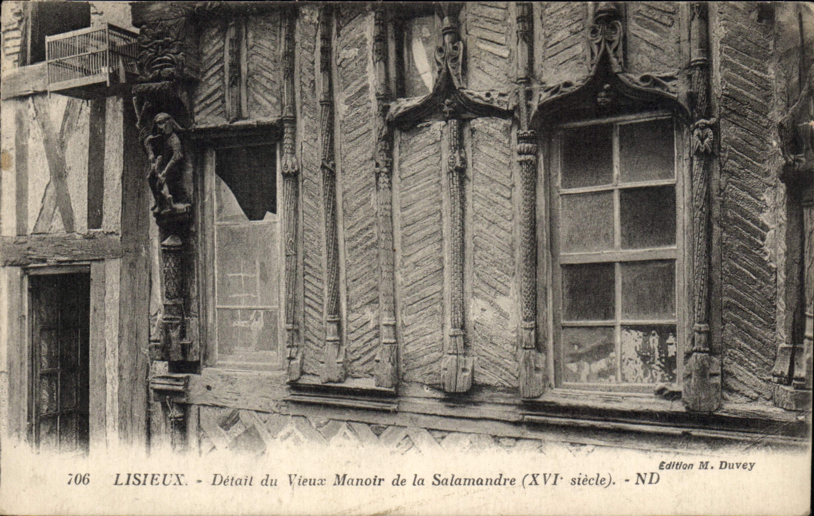 CPA Lisieux Detail du Vieux Manoir de la Salamandre 