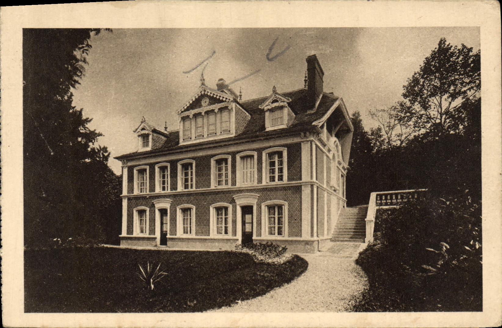 CPA Les Buissonnets Facade et Terrasse 