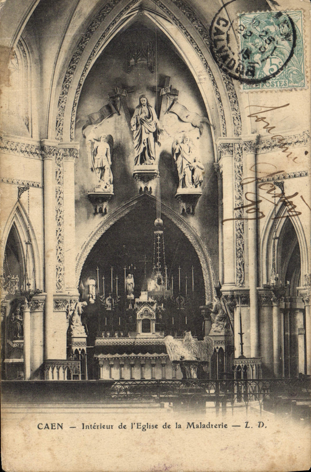 CPA Caen Interieur de l'Eglise de la Maladrerie 