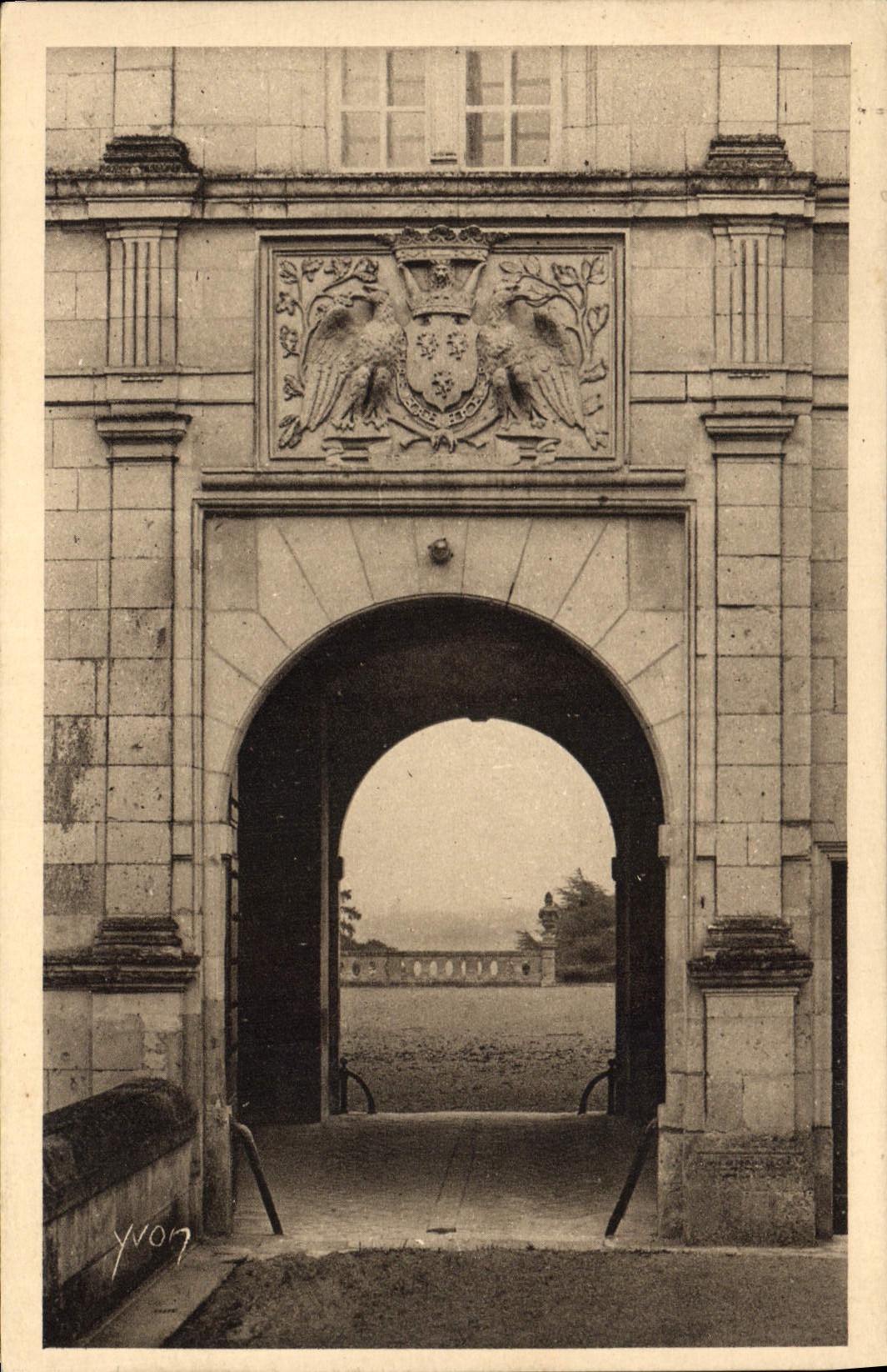 CPA Chateau de Valencay L'Entree 