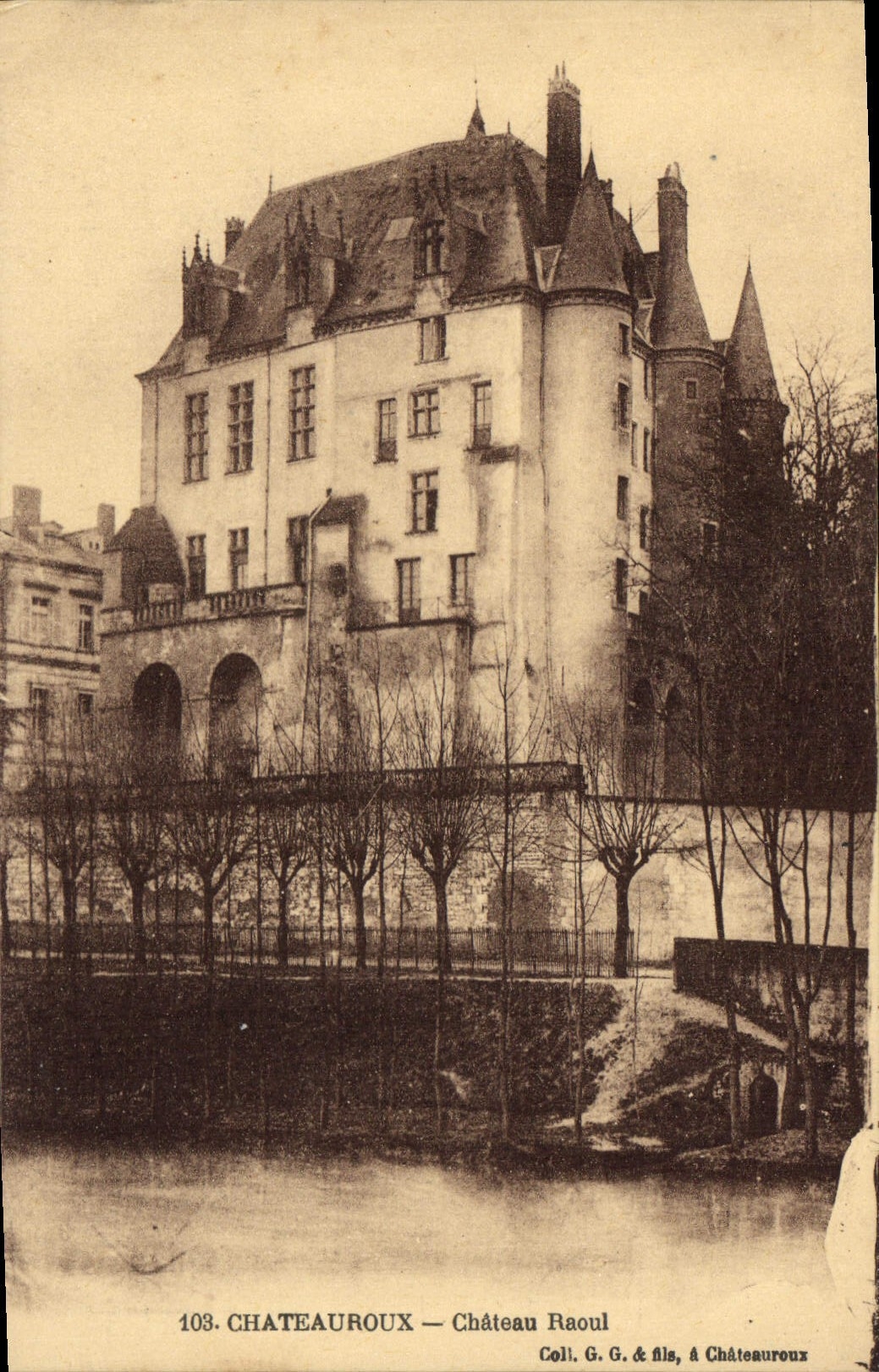 CPA Chateautoux Chateau Raoul 