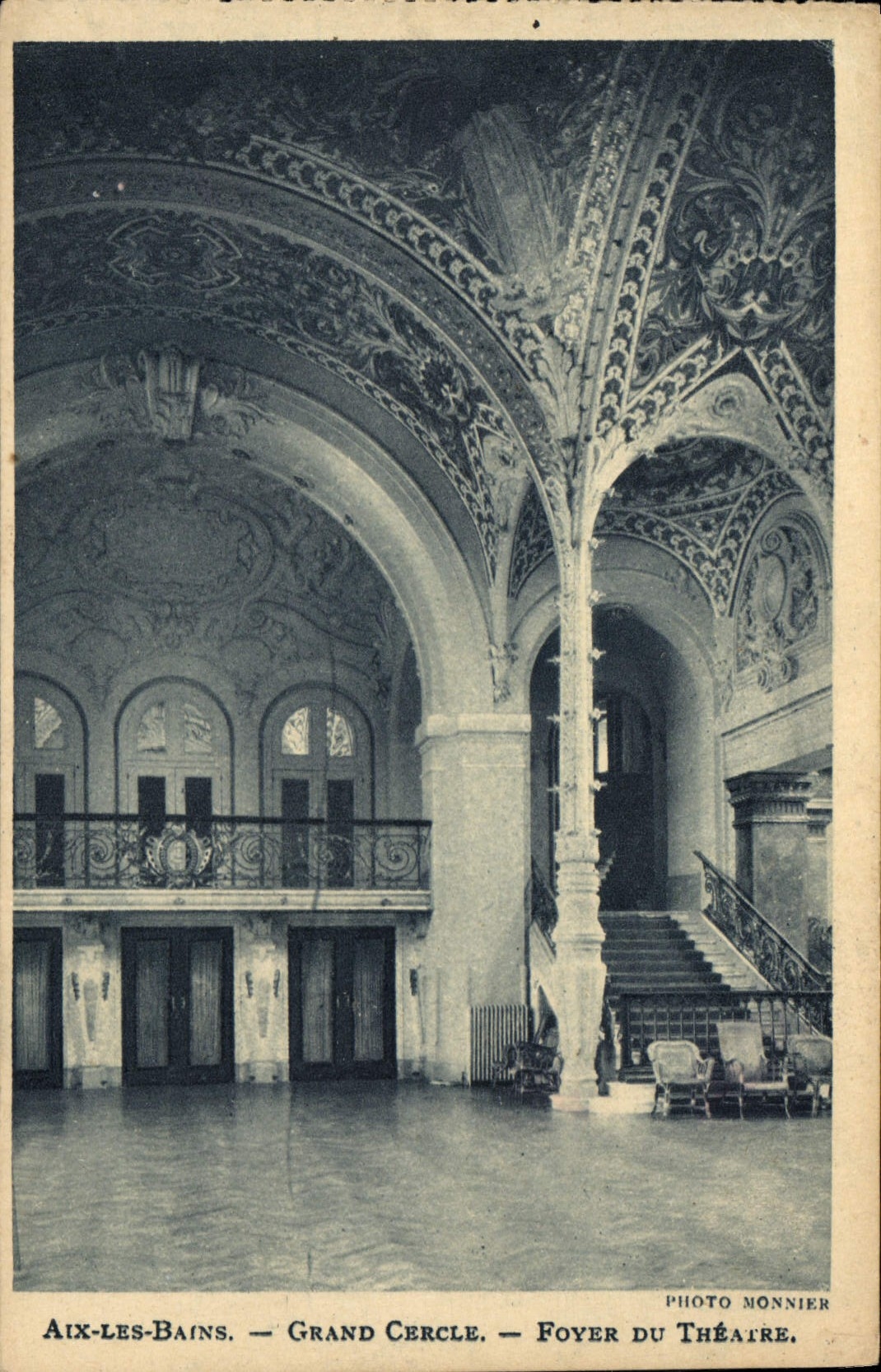 CPA Aix les Bains Grand Cercle Foyer du Theatre 