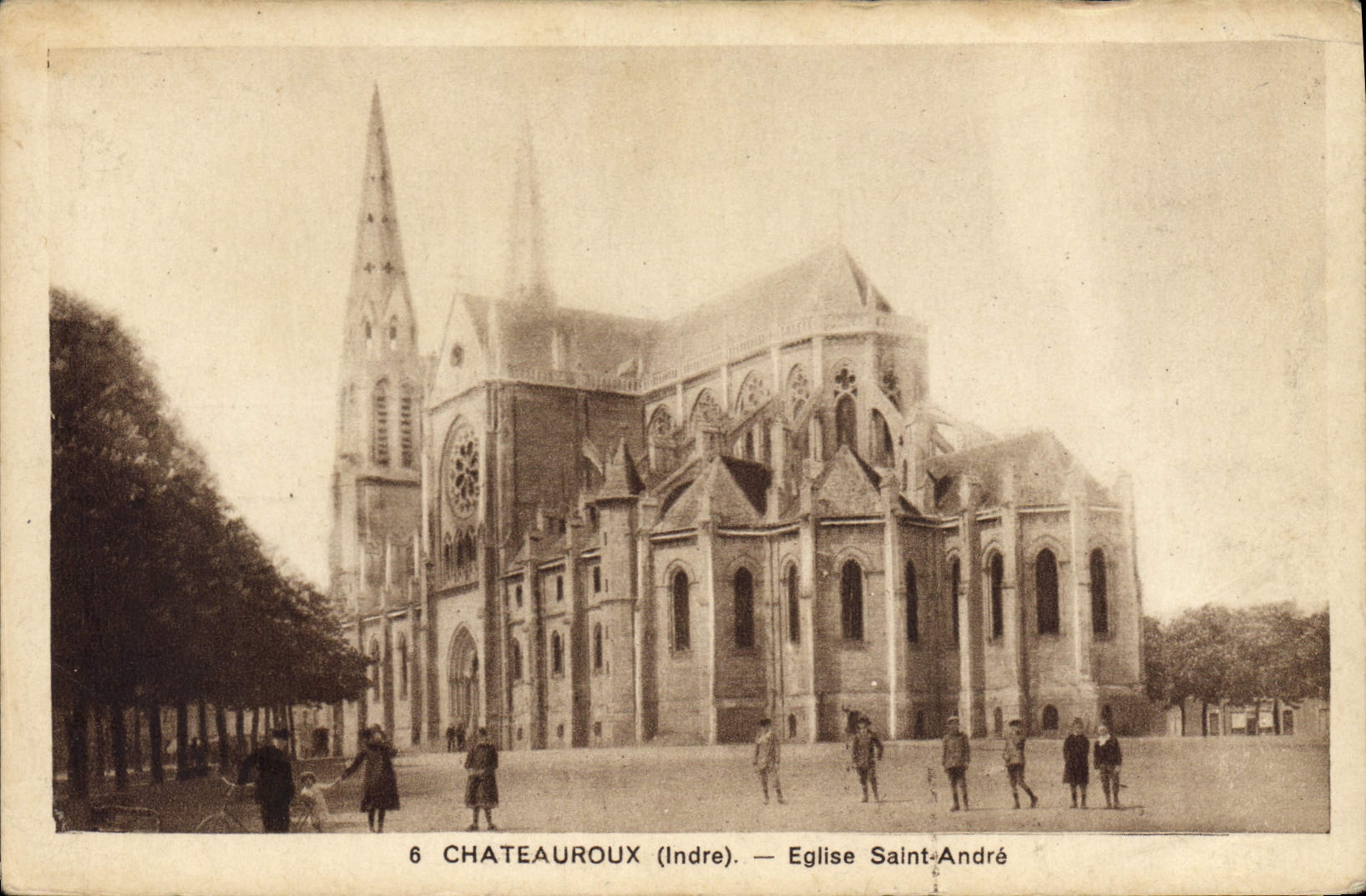 CPA Chateauroux Indre Eglise Saint Andre