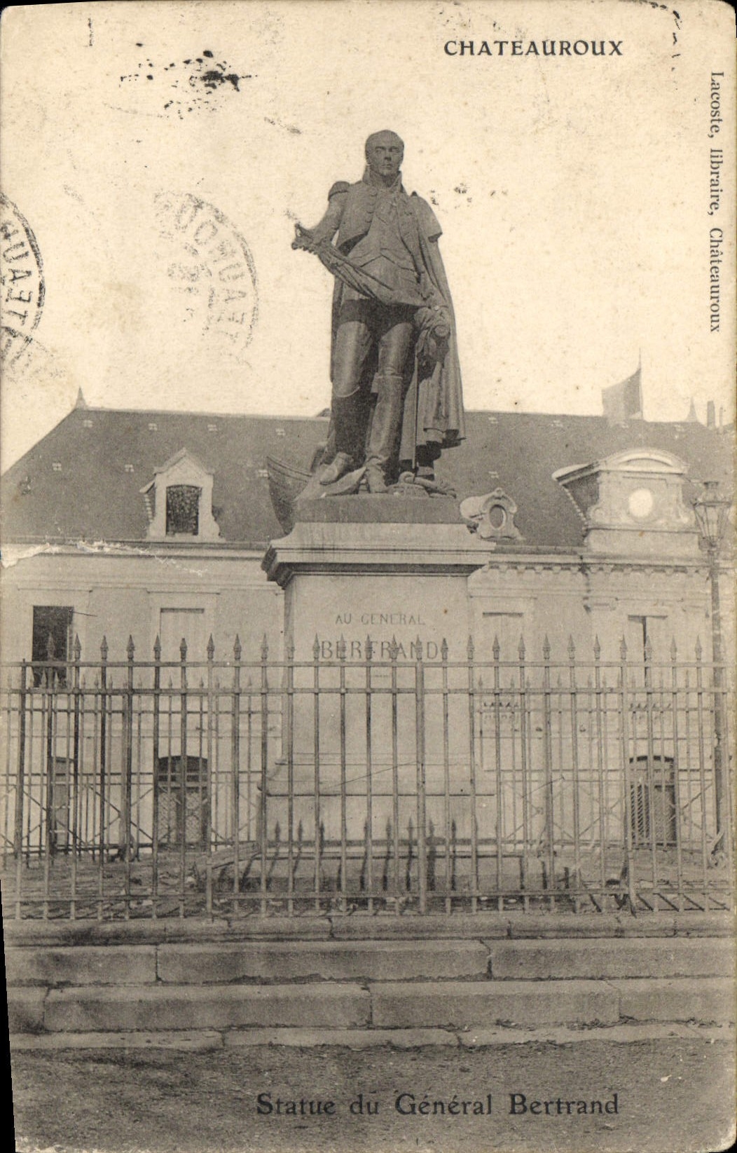 CPA Chateauroux Statue du General Bertrand 