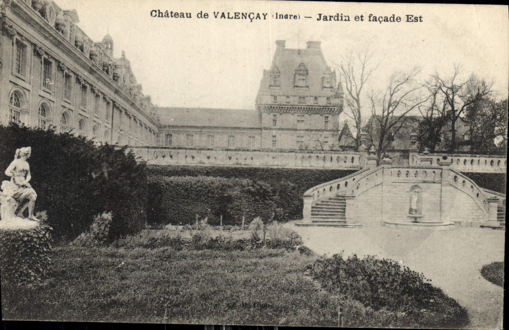 CPA Chateau de Valencay Indre Jardin et facade Est
