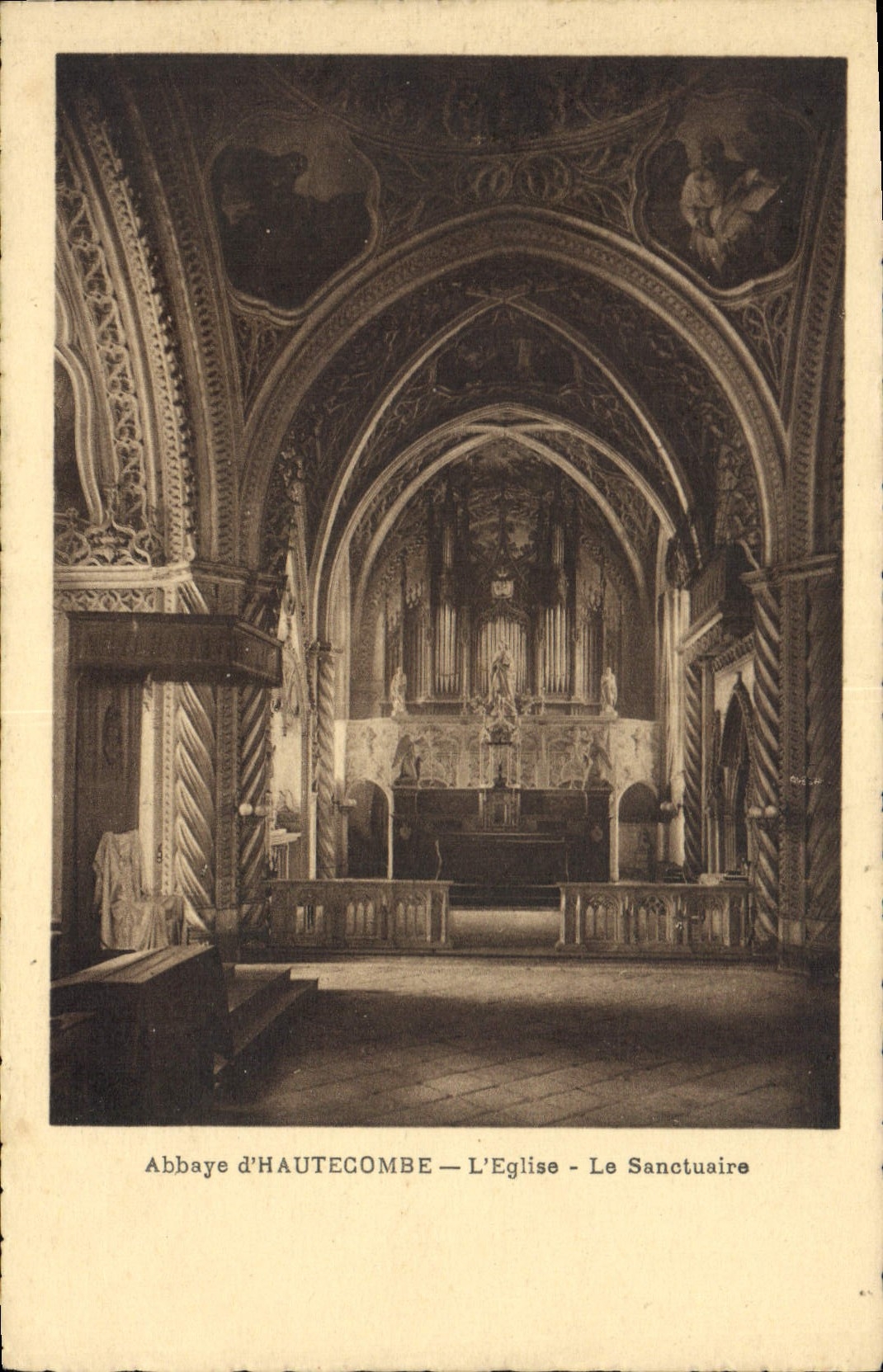 CPA Abbaye d'Hautecombe L'Eglise Le Sanctuaire 