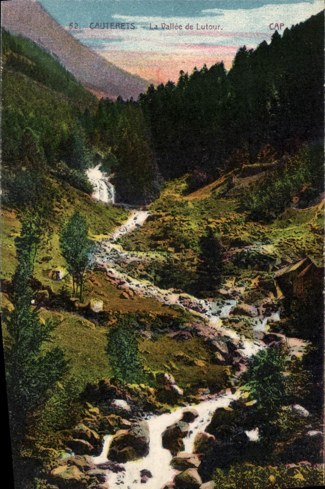 CPA Cauterets La Vallee de Lutour 