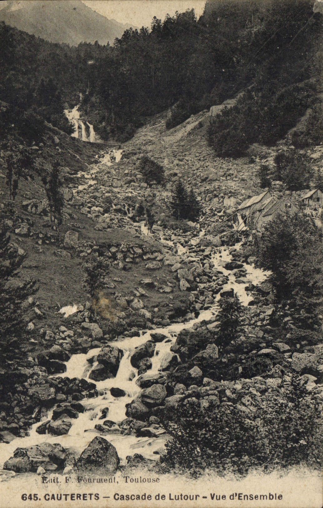 CPA Cauterets Cascade de Lutour Vue d'Ensemble