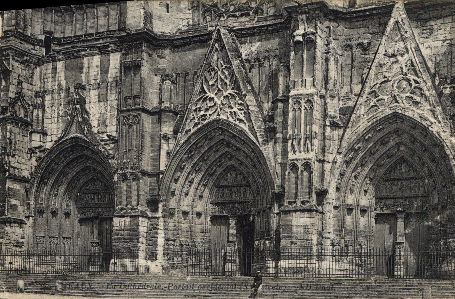 CPA Meaux La Cathedrale 