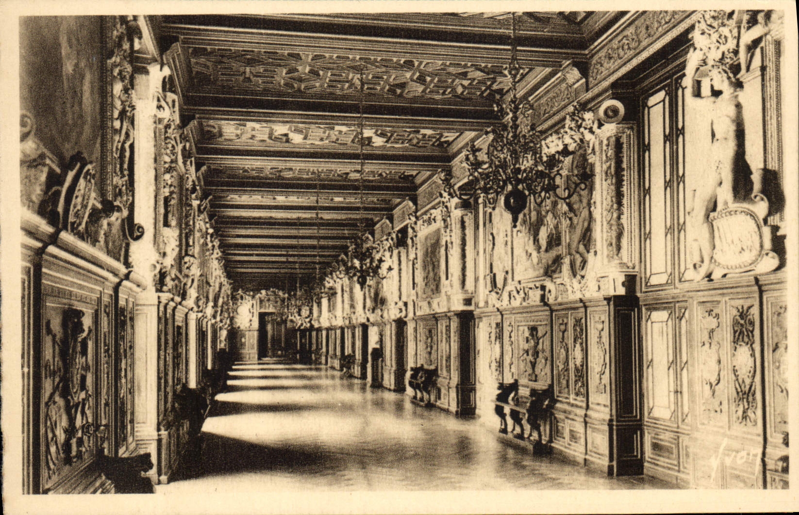 CPA Fontainebleau S et M Le Palais Galerie Francois