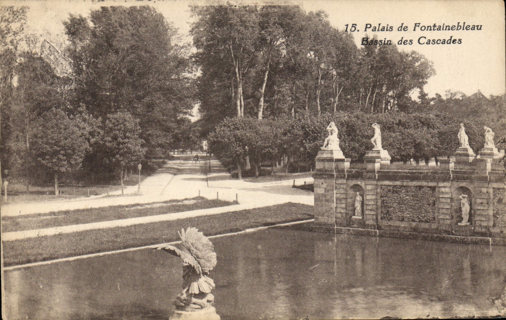 CPA Palais de Fontainebleau Bassin des Cascades