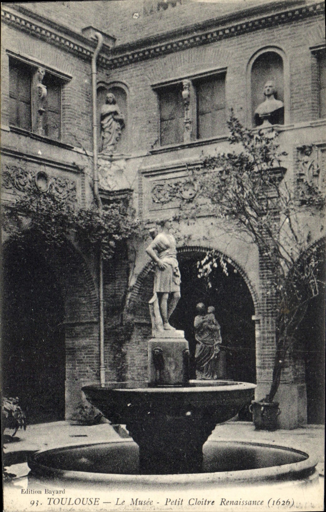 CPA Toulouse Le Musee Petit Cloitre Renaissance 