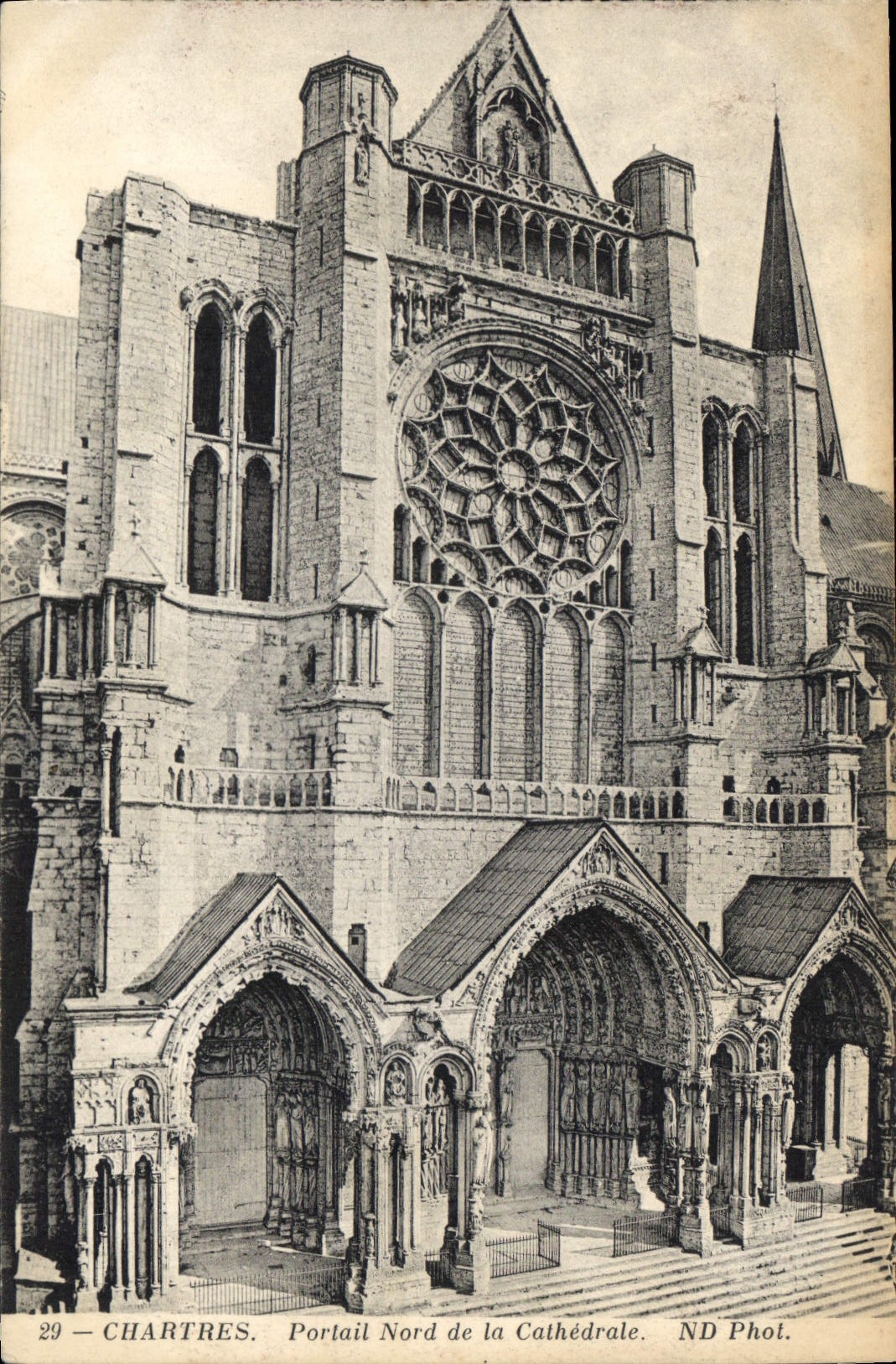 CPA Chartres Portail Nord de la Cathedrale