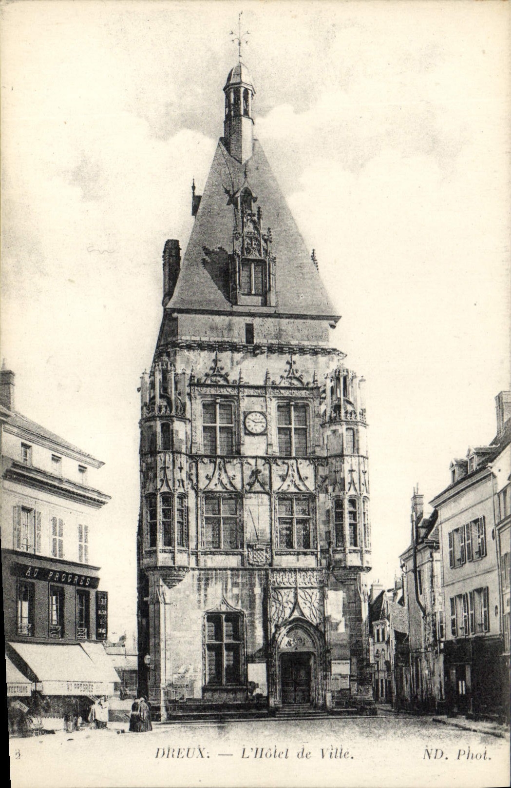 CPA Dreux L'Hotel de Ville 