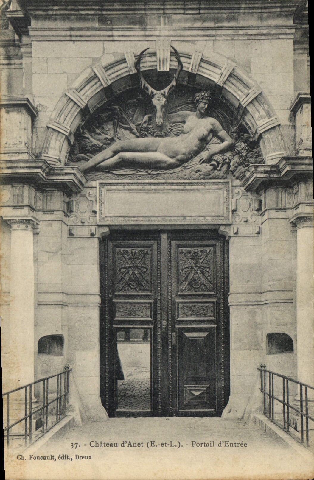 CPA Chateau d'Anet E et L Portail d'Entree