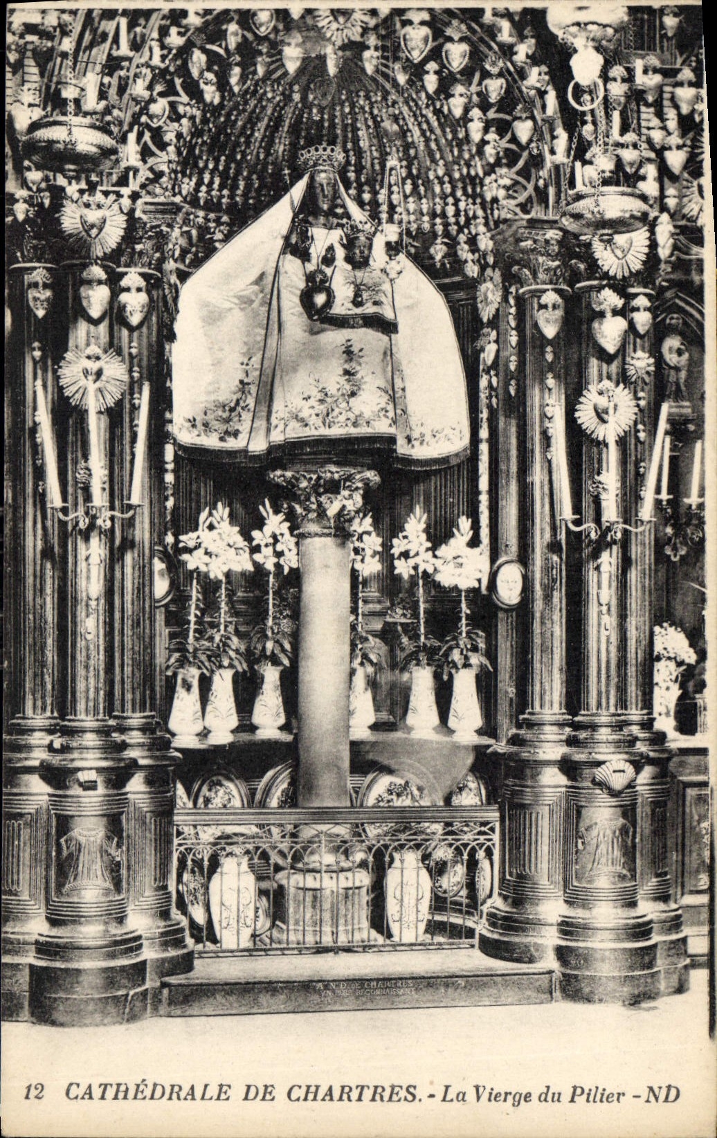 CPA Cathedrale de Chartres La Vierge du Pilier 