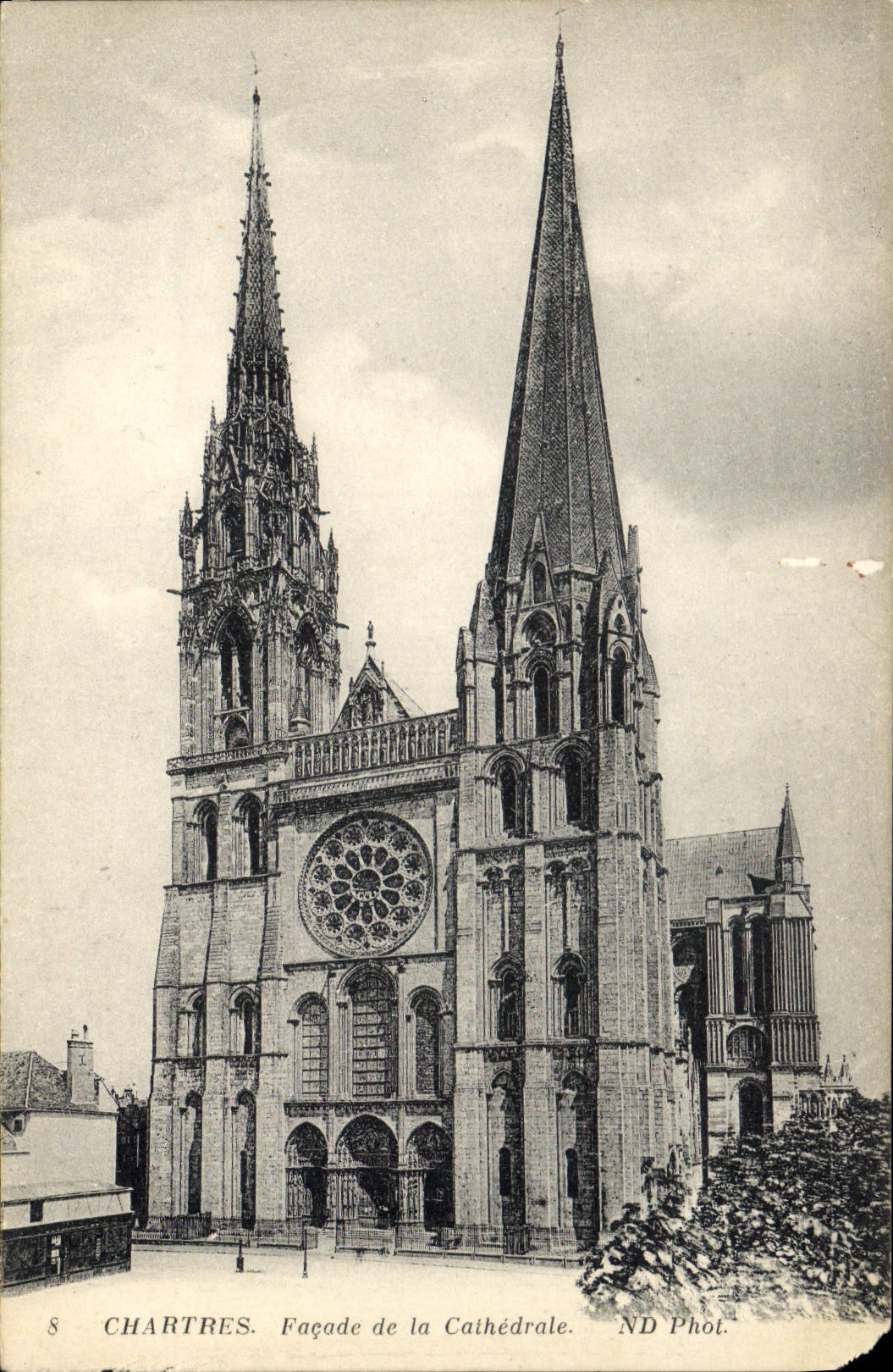 CPA Chartres Facade de la Cathedrale 