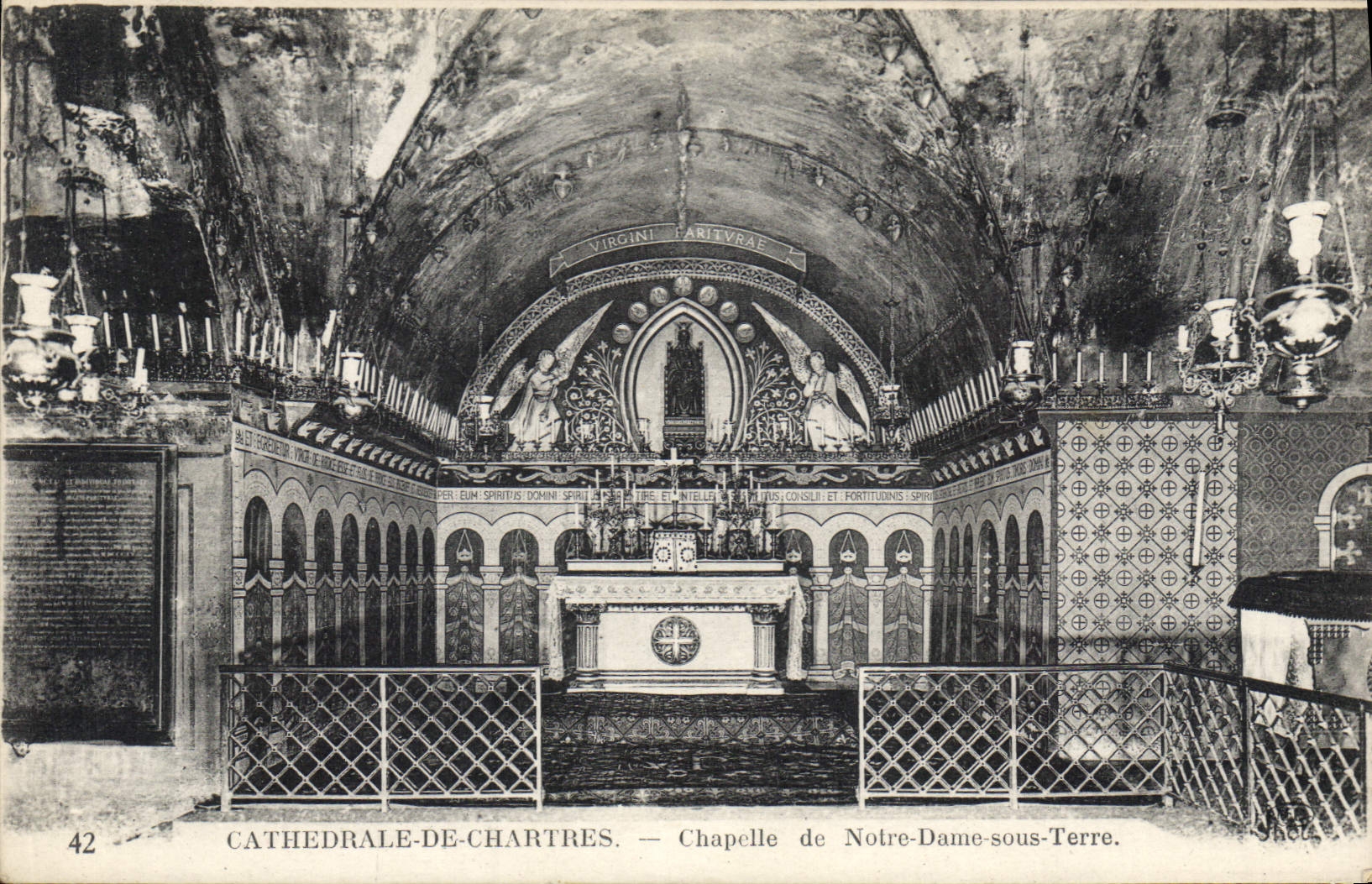 CPA Cathedrale de Chartres Chapelle de Notre Dame sous Terre