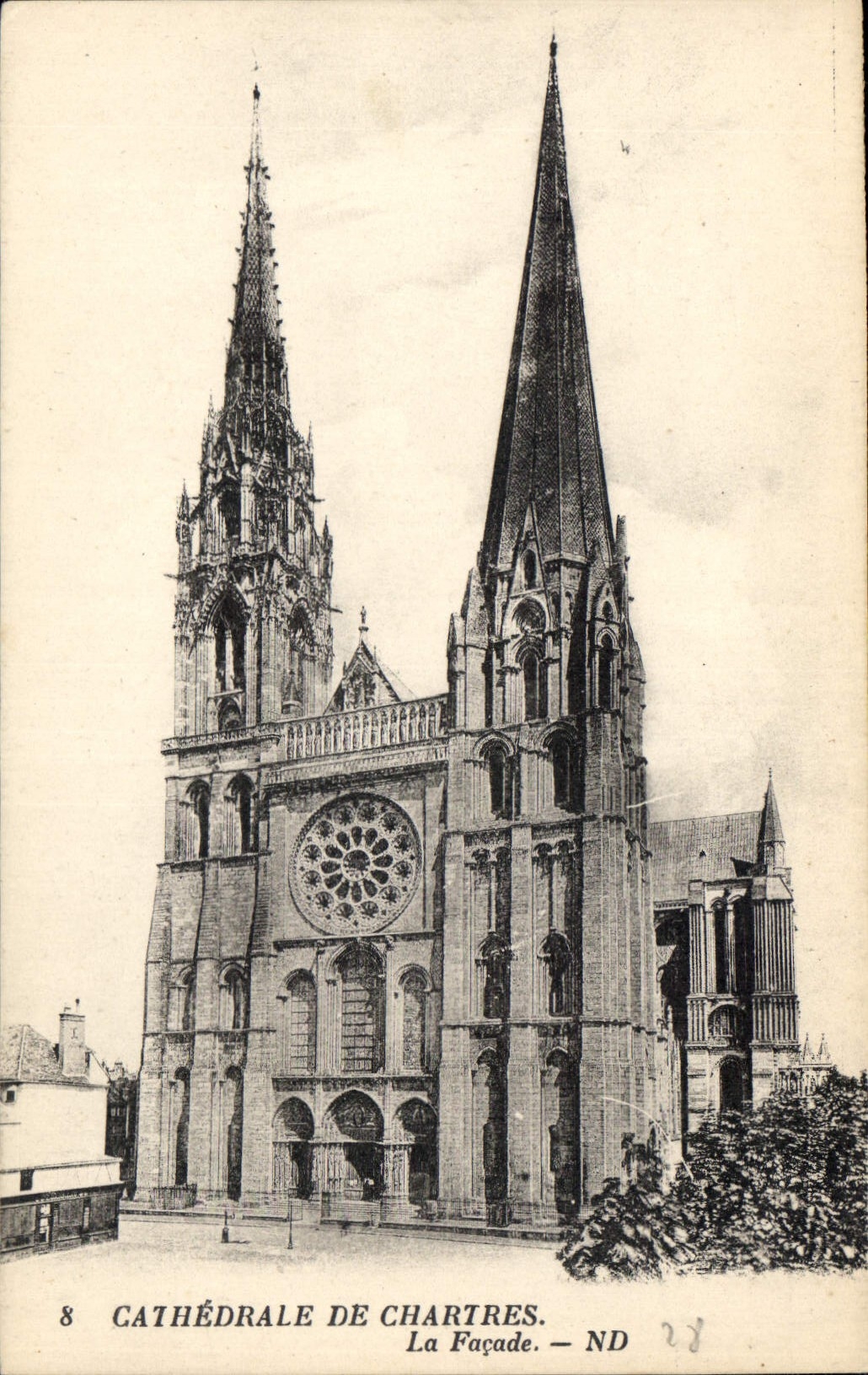 CPA Cathedrale de Chartres la Facade 