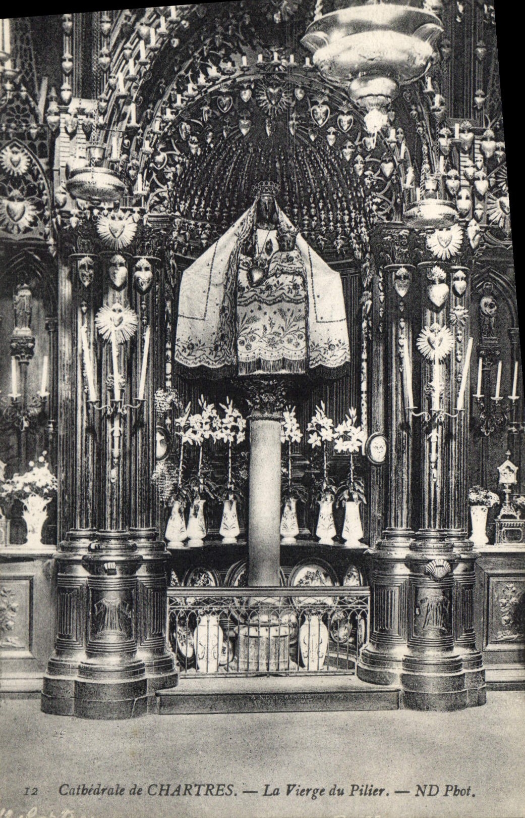 CPA Cathedrale de Chartres la Vierge du Pilier 