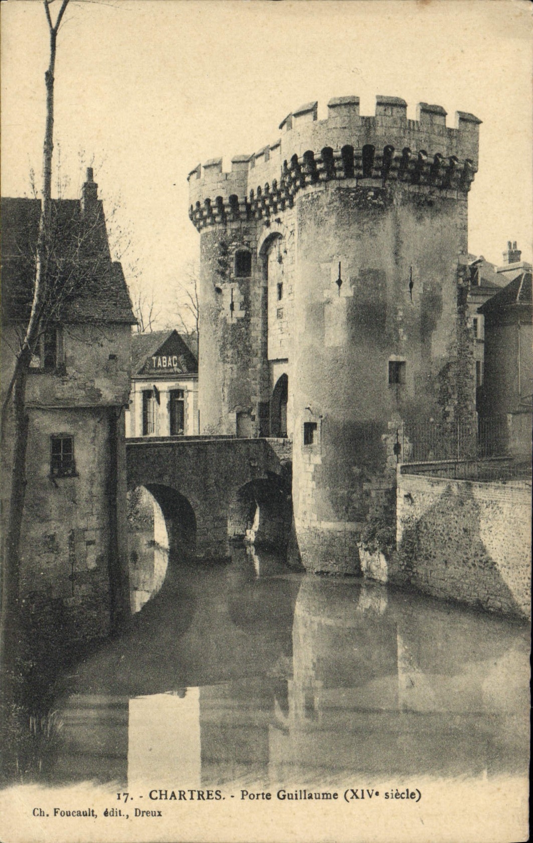 CPA Chartres Porte Guillaume XIV siecle