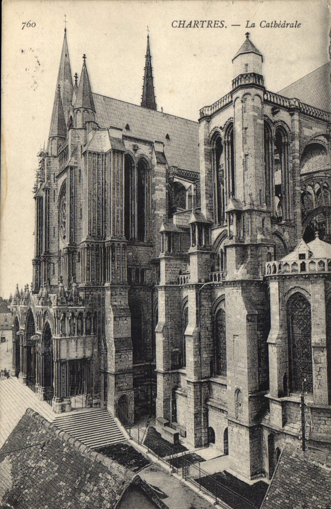 CPA Chartres la Cathedrale 