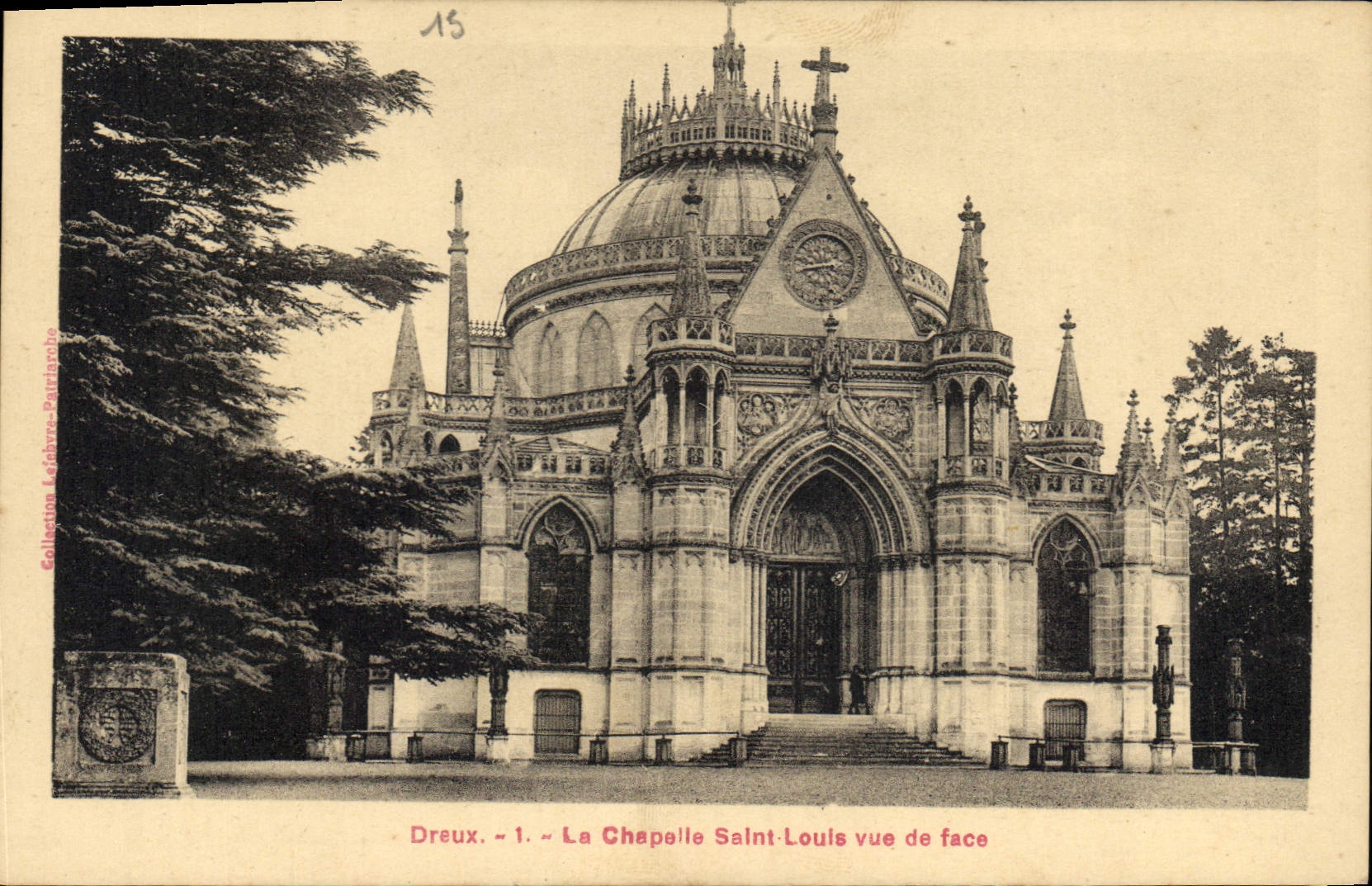 CPA Dreux la Chapelle Saint louis vue de Face